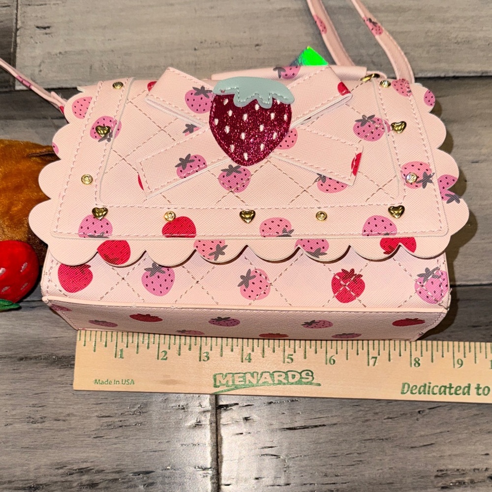 NWT Strawberry Accent Pink Crossbody Bag - Picture 7 of 9
